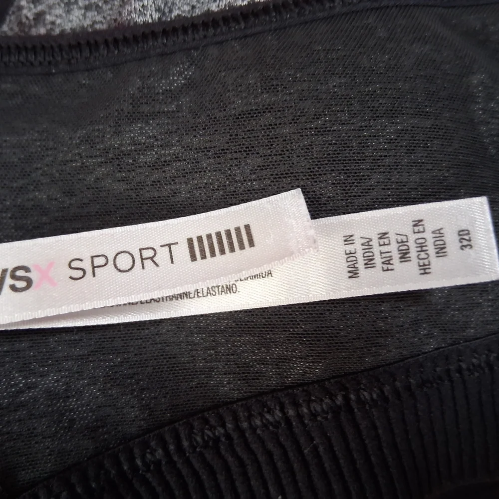 Victoria’s Secret VSX Sport Zip Front Sports Bra Gray Heather Size 32D